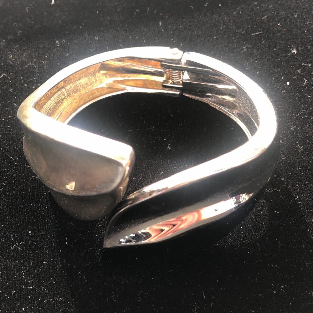 Silver Tone/Gold Tone Sculptural Hinged Bangle Bracelet - Women Jewelry